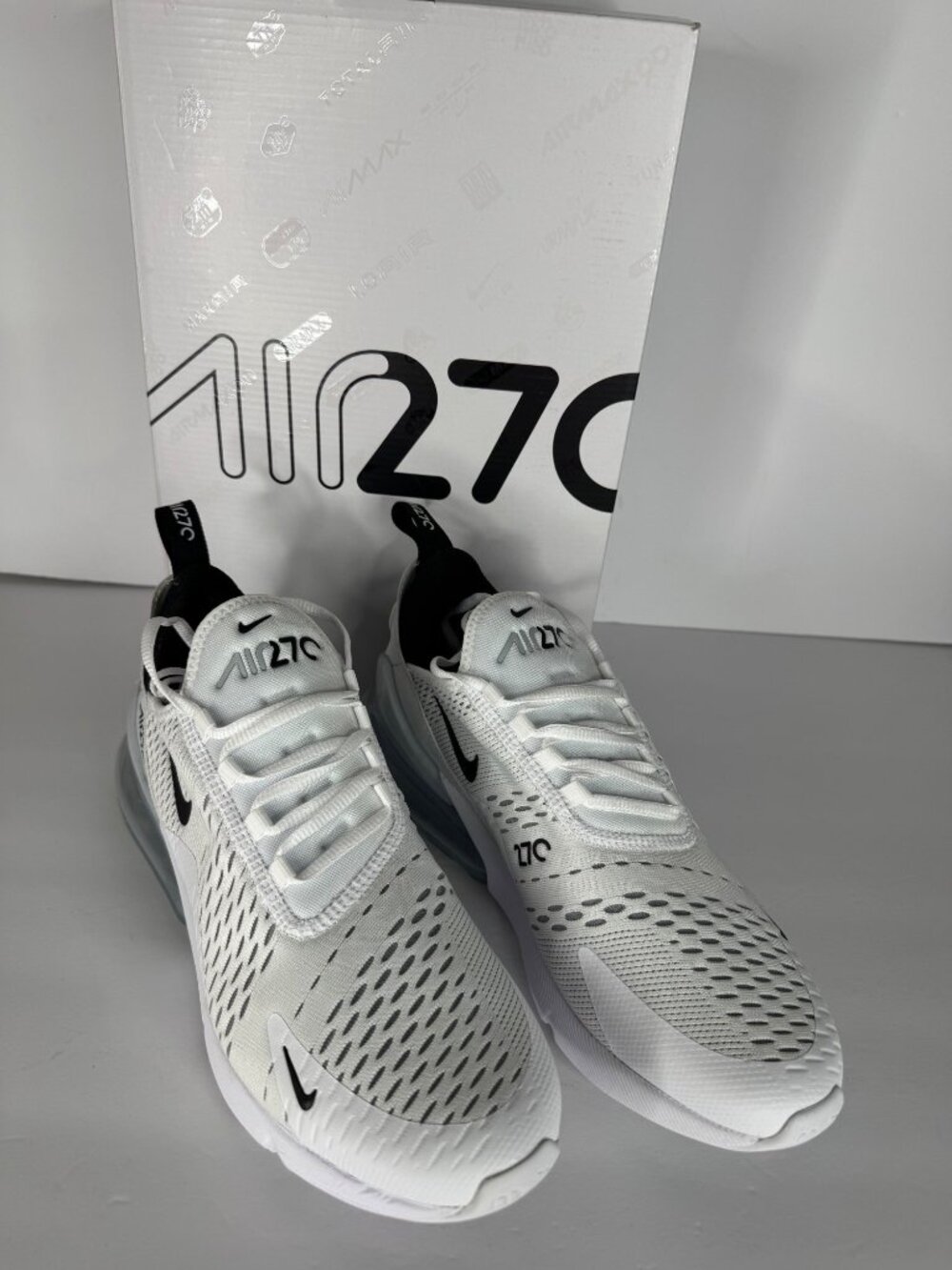 Nike Air Max 270 Sneaker Shoe White Black Men's Size EU 42 US 8.5 NIB - Picture 2 of 7